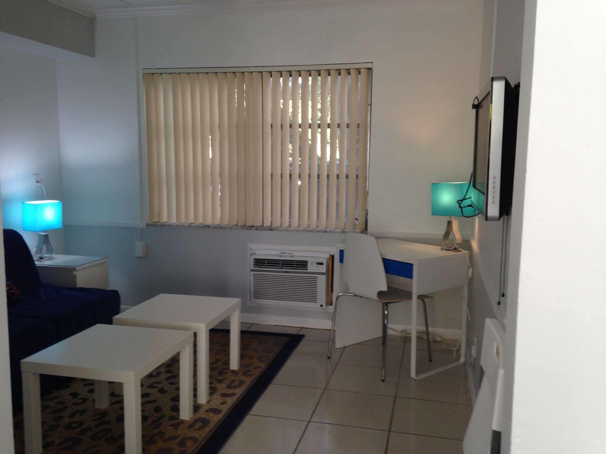 Cheston House - Clothing Optional All Male Guesthouse Fort Lauderdale Ngoại thất bức ảnh